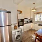 Ship - 4 Bedroom Duplex With Sea And Pool Views, 1km From The *