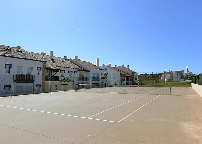 Ship - 4 Bedroom Duplex With Sea And Pool Views, 1km From The Apartament São Martinho do Porto